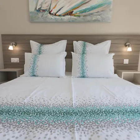 Villa Luxury With Private Swimming Pool Cesseras