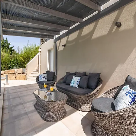 Villa Luxury With Private Pool In Cesseras