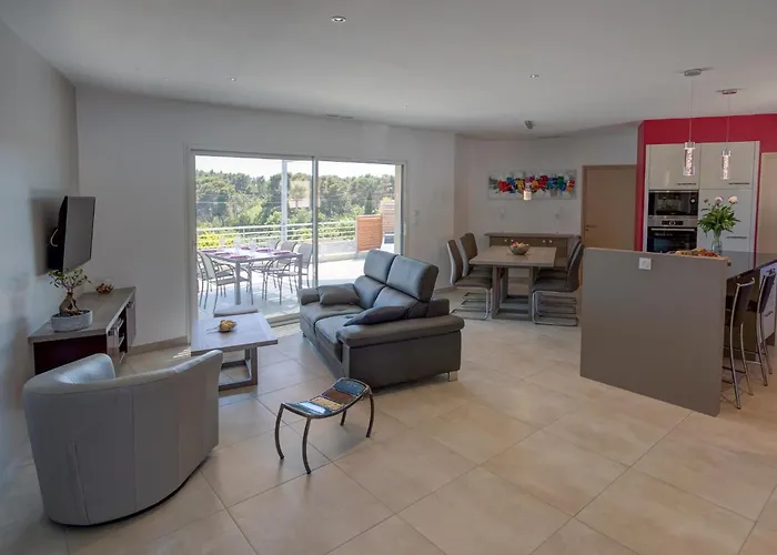 Villa Luxury With Private Pool In Cesseras